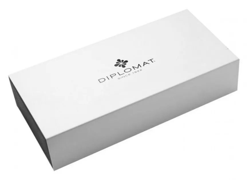Diplomat Excellence Evergreen Gold Trim Fountain Pen