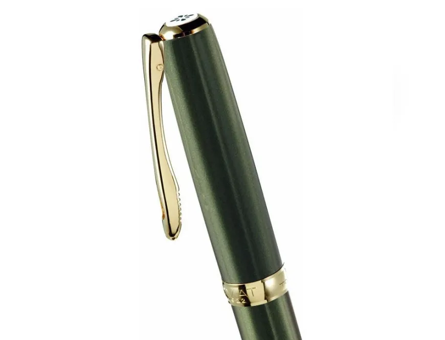 Diplomat Excellence Evergreen Gold Trim Ballpoint Pen