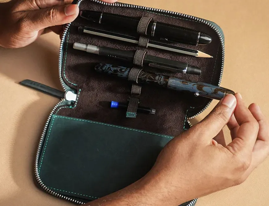 Endless Companion Leather Adjustable 5 Pen Pouch – Blue