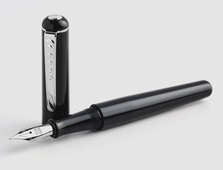 Tom Hessin Charles Collection Birmingham Noir Fountain Pen