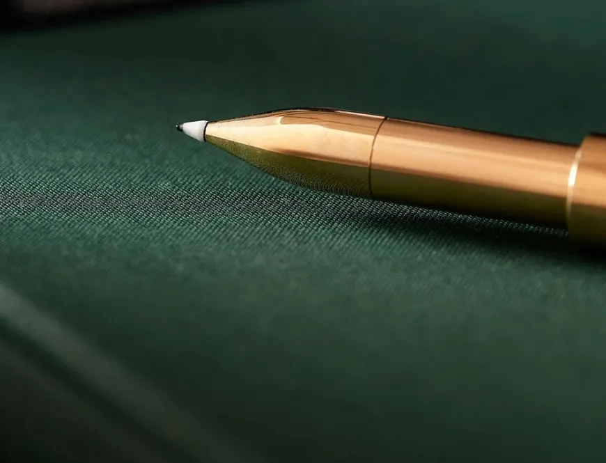Tom's Studio The Wren Brass Refillable Pen